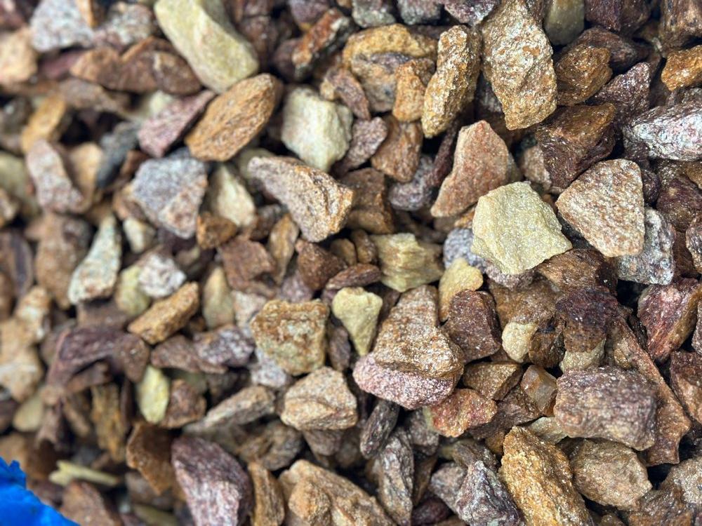 Златолит персиковый декоративная каменная крошка купить в Воронеже