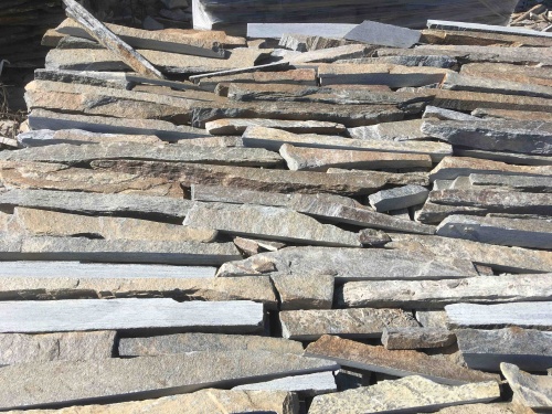 Горбушка златолит мультиколор для облицовки купить в Воронеже