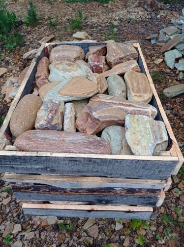 Златолит жёлтый, жёлто-зелёный глыбки и валуны для ланшафтного дизайна купить в Воронеже