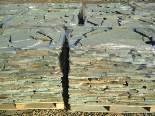 Плитняк златолит зелёный для цоколя, отмостки купить в Воронеже