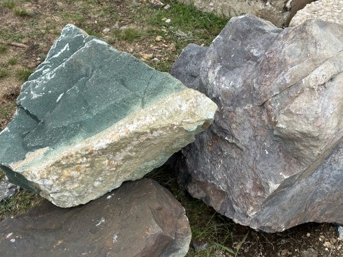 Камни для ландшафтного дизайна зелёные 10-60 килограмм купить в Воронеже