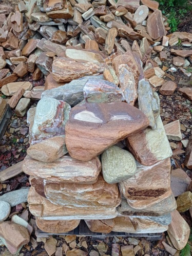 Златолит жёлтый, жёлто-зелёный глыбки и валуны для ланшафтного дизайна купить в Воронеже