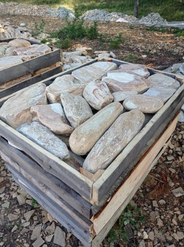 Златолит жёлтый, жёлто-зелёный глыбки и валуны для ланшафтного дизайна купить в Воронеже