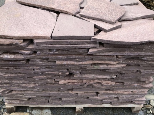 Плитняк лемезит бордовый для облицовки цоколя 20-25 мм  купить в Воронеже